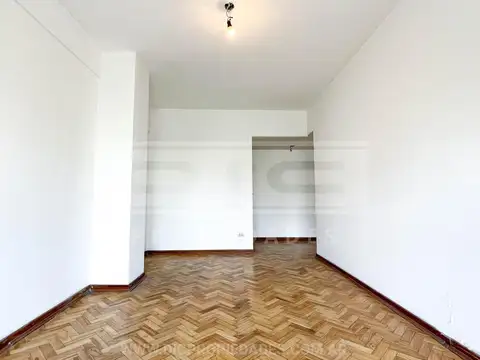Oficina en Venta en Olivos Vías/Maipú, USD 125.000