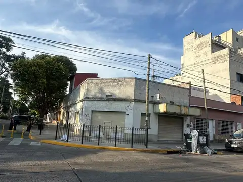 Local en Alquiler Via Púb.