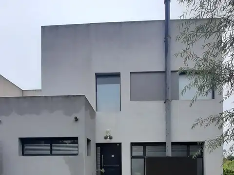 Casa en Venta en Roque Perez, USD 150.000