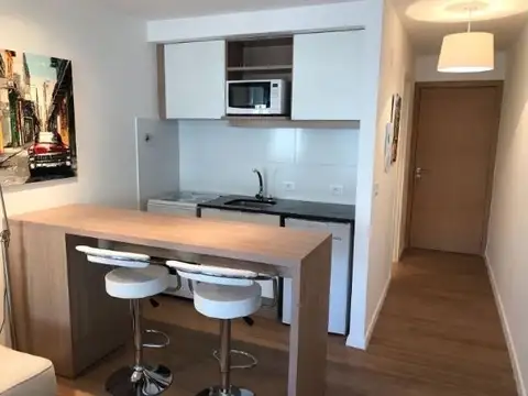 26 marzo 1000, Piso 6