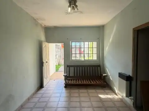 Depto Tipo Casa 4 ambientes con 1 baño