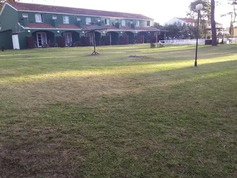 ESPORA TOMAS, CORONEL DE MARINA, AV. 2200