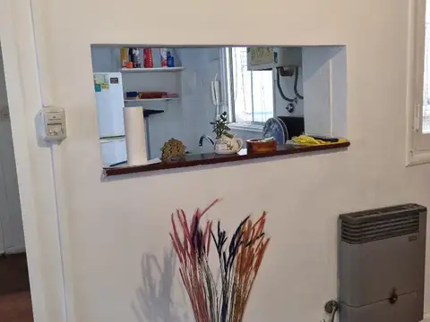 DEPTO. 3 AMBIENTES EXCELENTE  RECIEN PINTADO