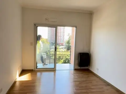 Departamento en Alquiler en Tigre Centro, $ 780.000