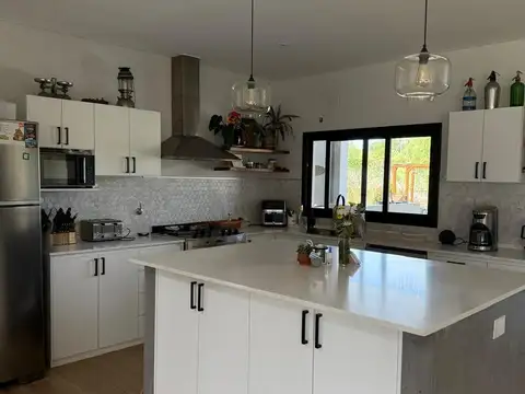 Casa en venta tres dormitorios en Acacias Puertos
