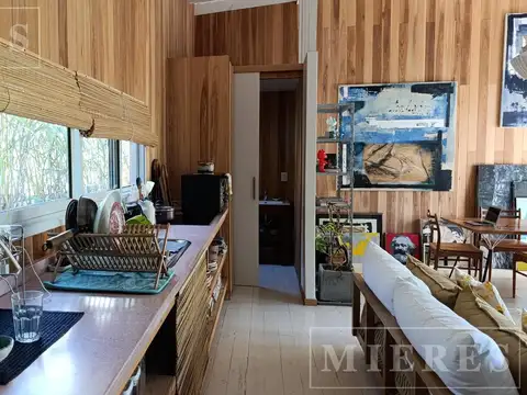 Casa 2 ambientes con 1 baño