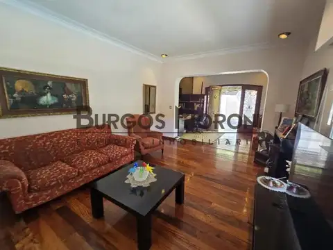 Casa en Alquiler en Ramos Mejia, USD 3.500