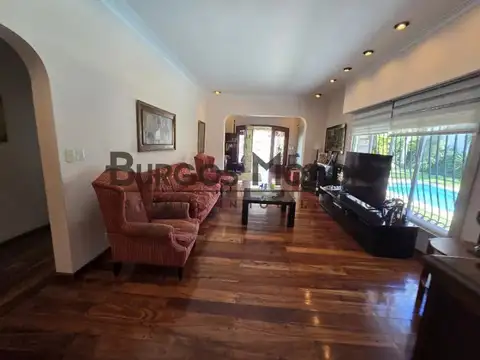 Casa en Alquiler en Ramos Mejía, USD 3.500