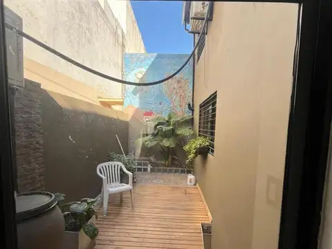 Depto Tipo Casa en Venta de 4 ambientes