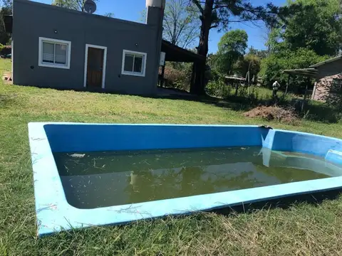 Casa en Alquiler por un año en Barrio Los Pinos