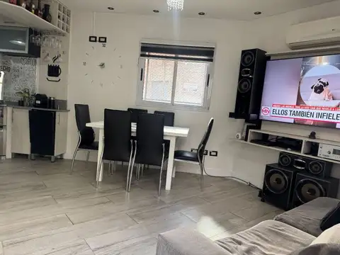 Departamento en Venta con 1 cocheras