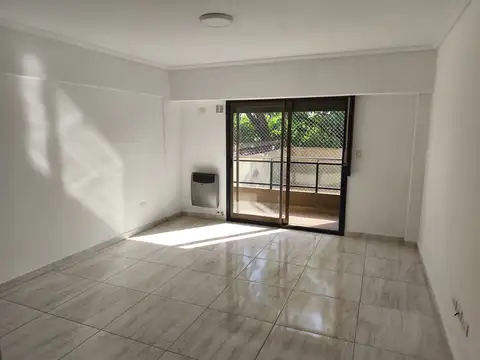 AV. MITRE 1600, Piso 1