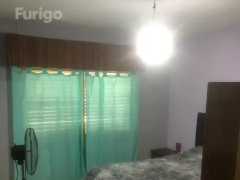 Casa 2 dormitorios en Pérez
