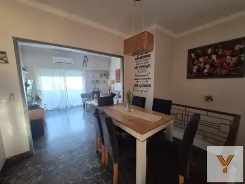 PH en venta - 3 Dormitorios 1 Baño - Crucecita