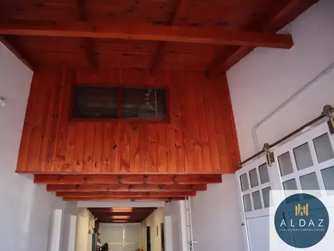 Casa 6 ambientes con 1 baño