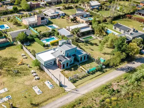 Venta Casa 5 Ambientes en Mercedes