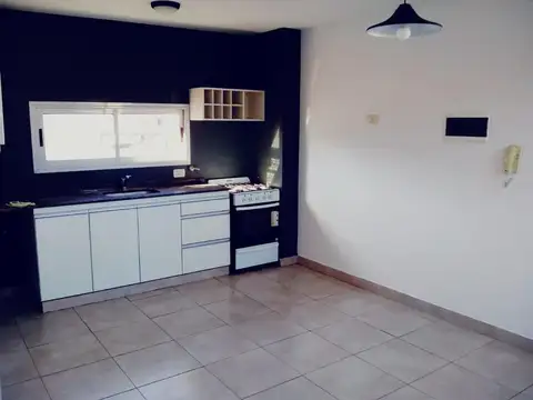 Oran 2573 , Piso 1