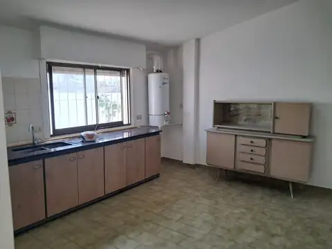 Depto Tipo Casa en Alquiler en Munro, $ 1.600.000