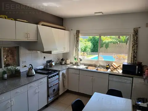 Alquiler Temporal Casa en 2 plantas 5 amb. Jardin Piscina Talar Chico, Pacheco