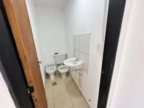 Local en Alquiler en Fray Luis Beltran, $ 220.000