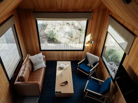 Casa 3 ambientes con 2 baños