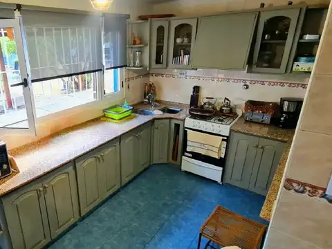 Casa en Venta con 8 cocheras