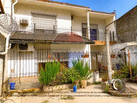 Depto Tipo Casa en Venta de 4 ambientes