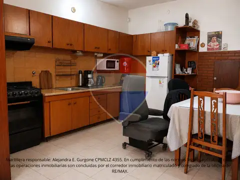 Depto Tipo Casa 4 ambientes con 2 baños