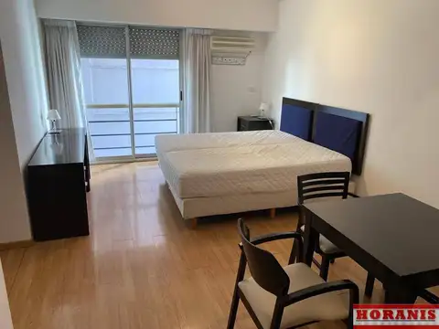 Bernardo de Irigoyen 214, Ciudad Autónoma de Buenos Aires, 100