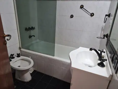 Suipacha 1354 , Piso 3