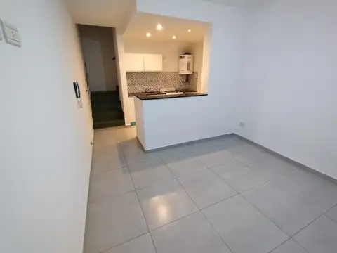 Alquiler ALMAFUERTE al 1700 Rosario Departamento de pasillo Apto Credito