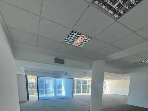 ALQUILER OFICINA PREMIUM CAPITALINAS CORDOBA 180M2