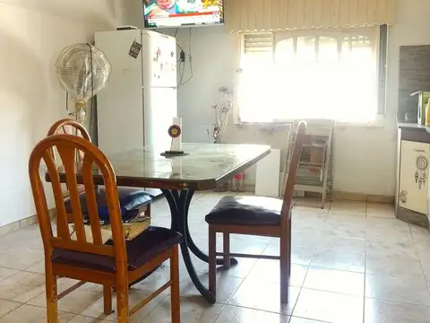 Depto Tipo Casa 3 ambientes con 1 baño