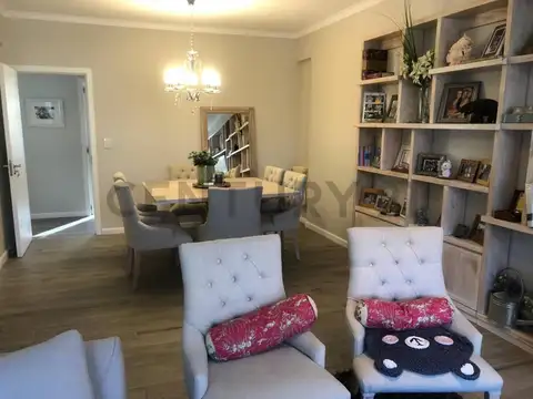 Venta piso 5 ambientes en Olivos APTO CREDITO. AMUEBLADO SIN COCHERA