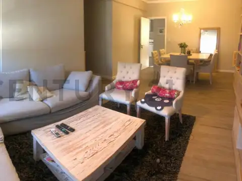 Departamento en Venta de 4 dormitorios