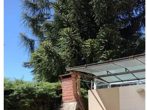 Depto Tipo Casa en Venta con 2 cocheras