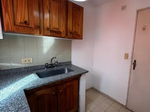 Uruguay Al  100 4º Piso - Morón