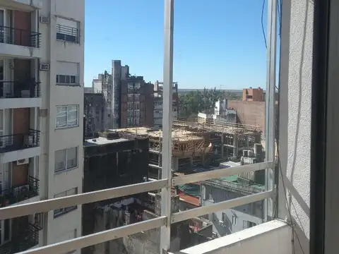 HERMOSO AMPLIO MONOAMBIENTE  NORTE