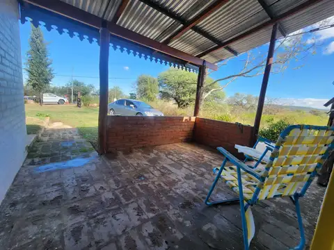 Casa a la venta en Cosquin. (C394)