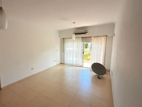 Martín Irigoyen 500, Piso 1