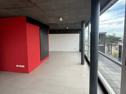 Oficina a cinco cuadras de arenales con vista amplia- Villa Devoto