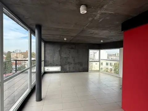 Oficina a cinco cuadras de arenales con vista amplia- Villa Devoto