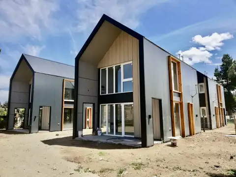 Casas en PH, de tres ambientes “A Estrenar”