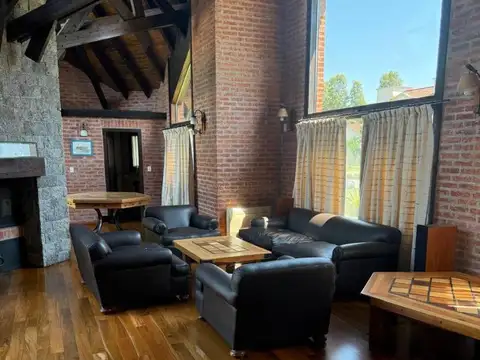 Casa en Venta - Campo de alvarez