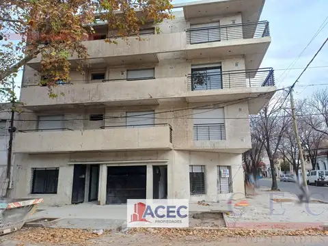 Venta - Cochera - España y Hospitales