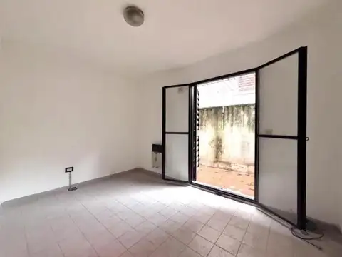 Departamento en Venta en Alberdi, USD 35.000