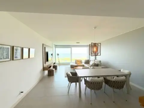 Departamento en Alquiler Temporal en Playa Brava, USD 25.000