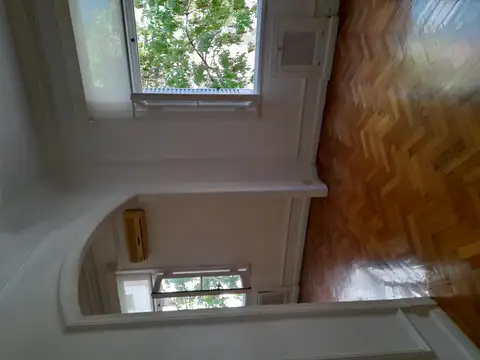 SEÑORIAL PISO EN RECOLETA CON VISTA AL VERDE