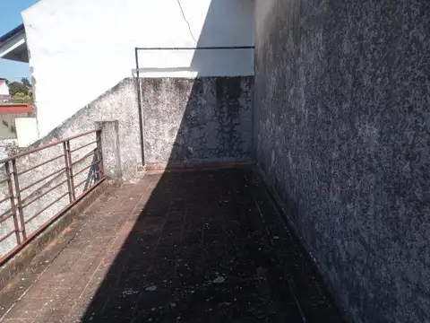 Jujuy 1146 entre Vélez Sarsfield y