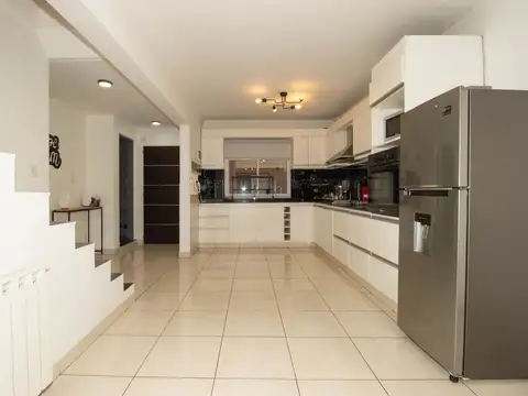 Departamento en Venta con 2 cocheras